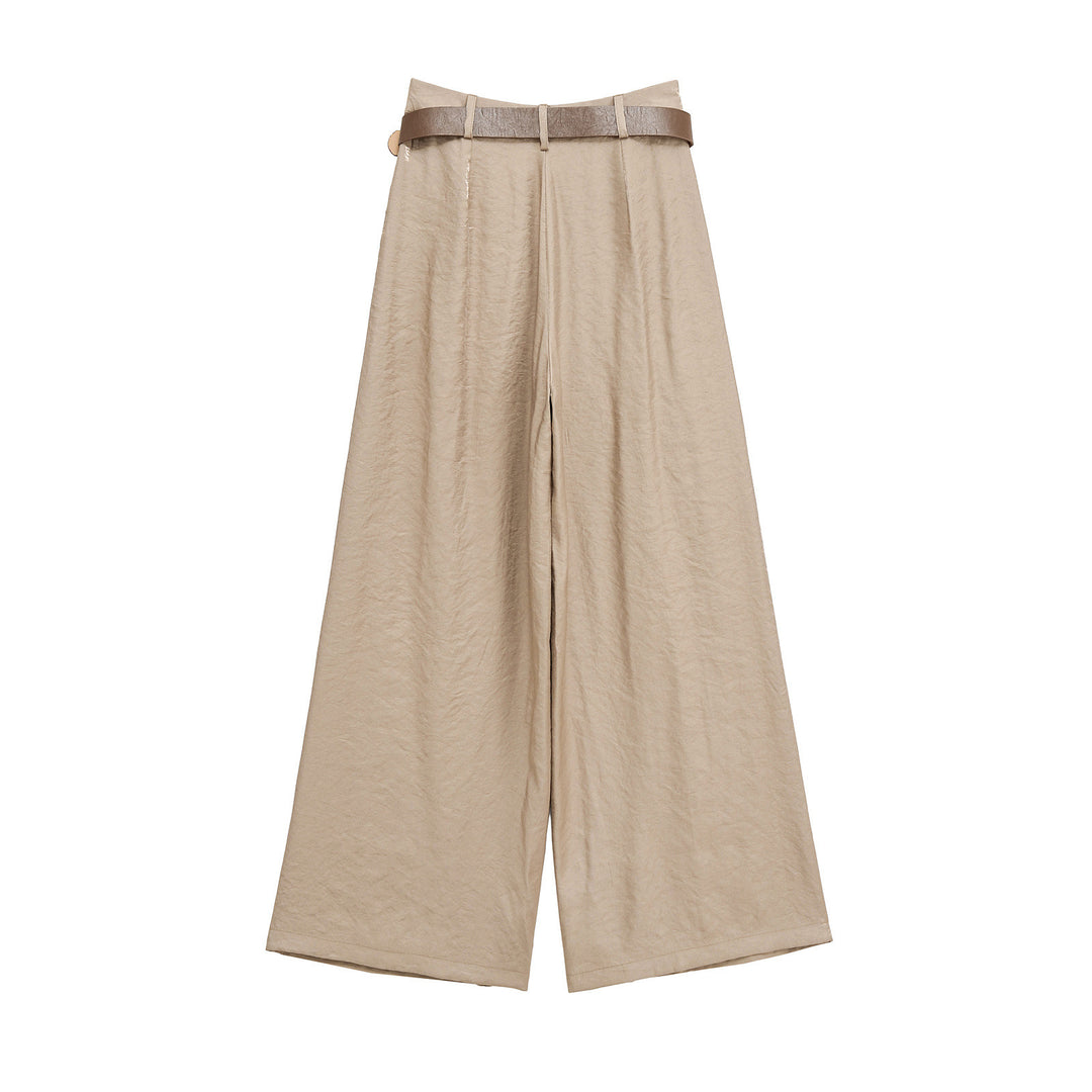 بدلة مصممة خصيصًا بأزرار ذهبية – مارون