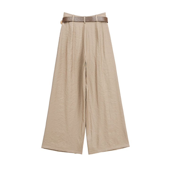 بدلة مصممة خصيصًا بأزرار ذهبية – مارون