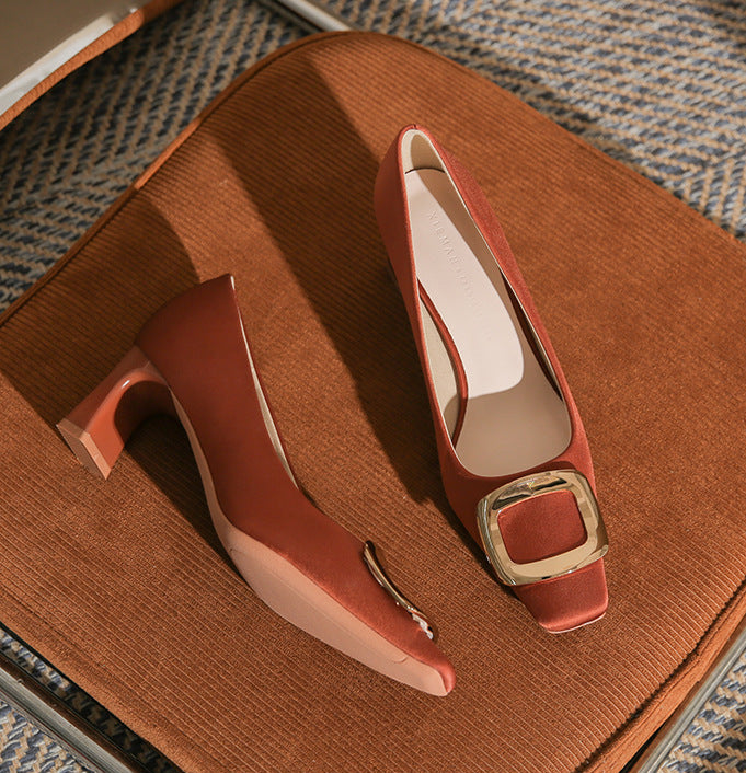 Plissiertes Oberteil mit ausgestellten Ärmeln und Maxirock-Set mit Taillengürtel – Rosiny 