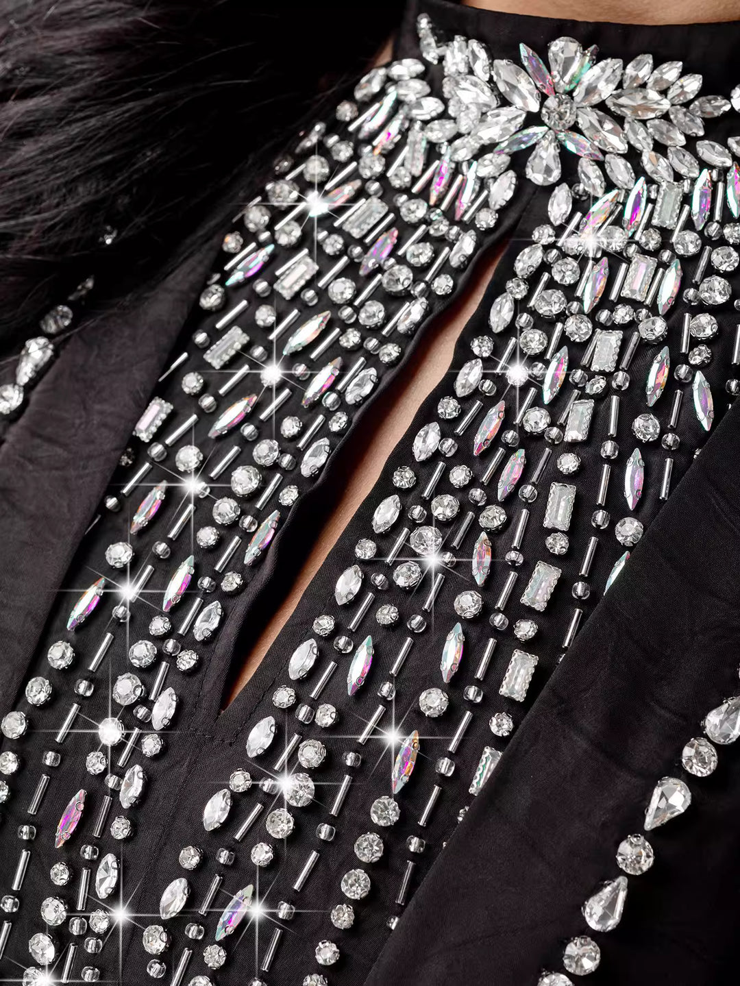 costume évasé sur mesure avec manches bouffantes en satin – VALENCIA 