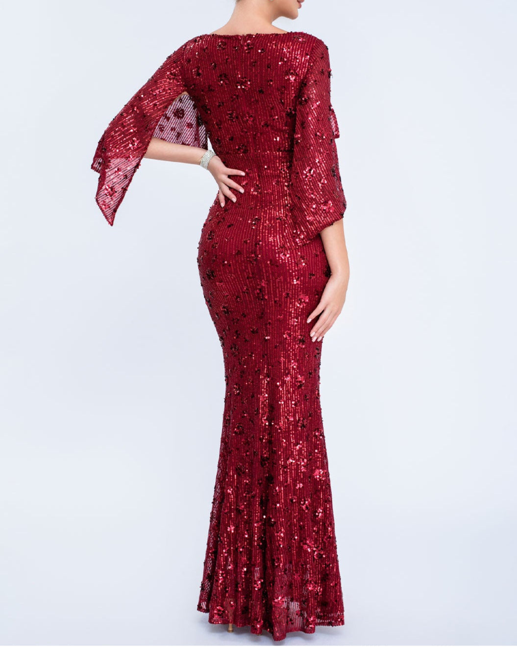 فستان حورية البحر مزين بالترتر بأكمام منفوخة منقسمة – فيفياناتشي