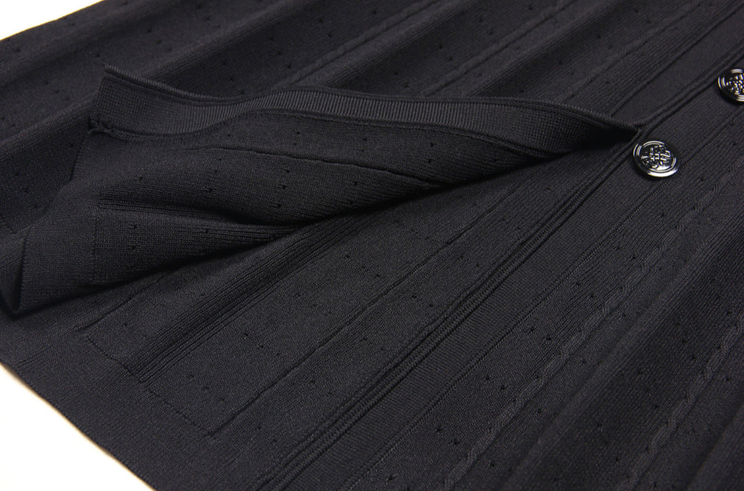 فستان ميدي بأكمام قصيرة وأزرار أمامية – سيلينيكا