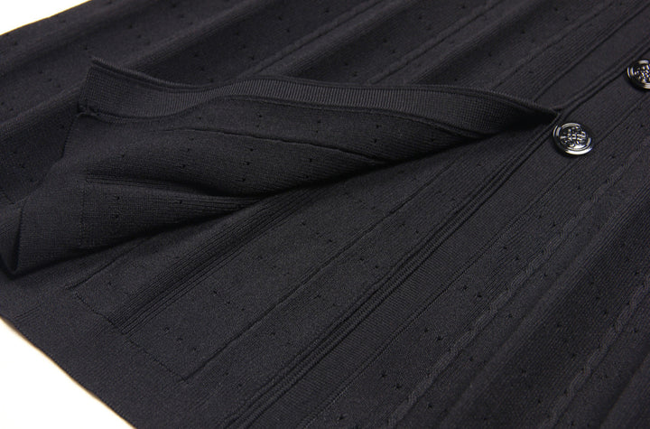 فستان ميدي بأكمام قصيرة وأزرار أمامية – سيلينيكا