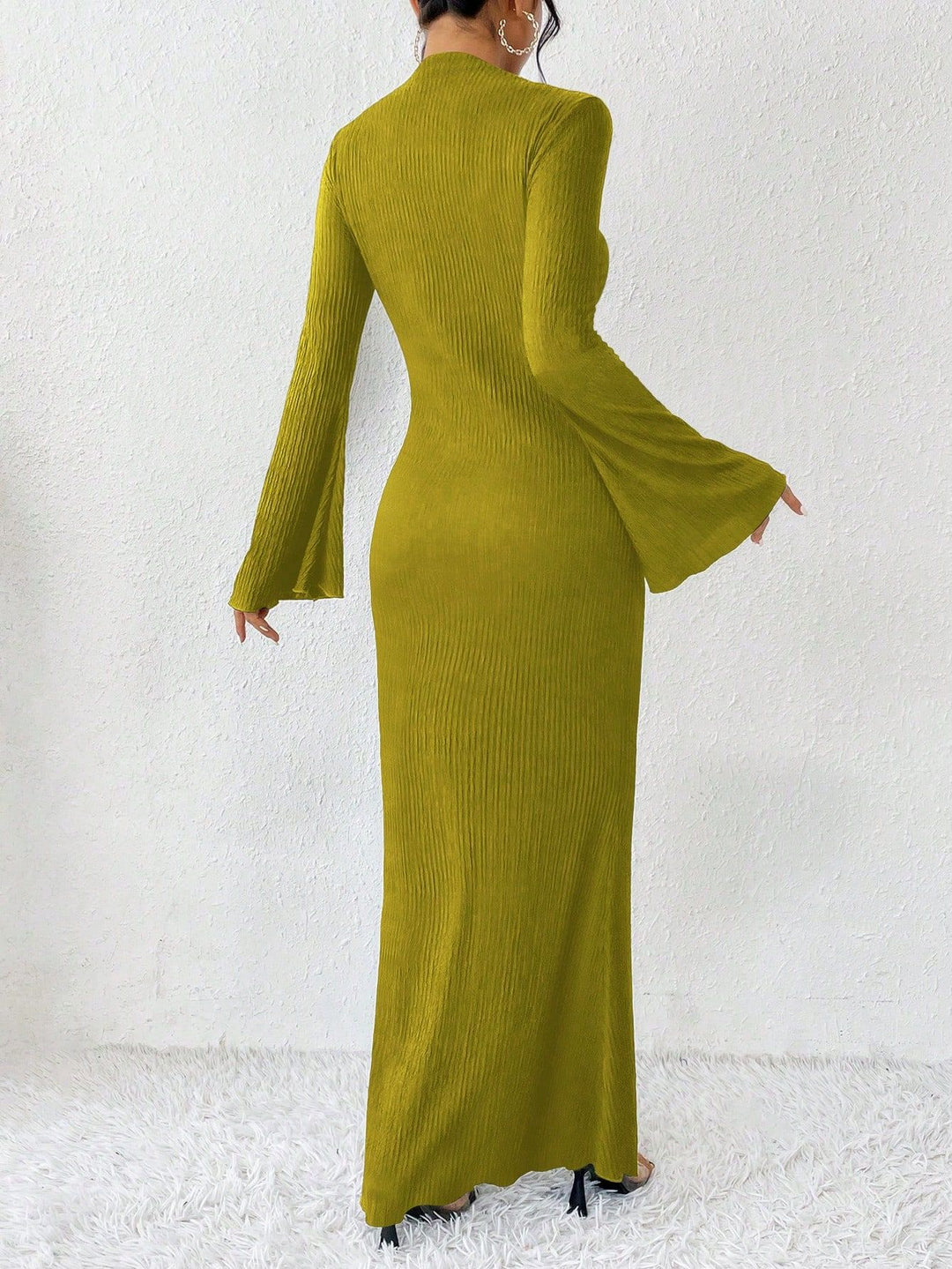 ribbed column maxi dress with flared sleeves – VAZIRA