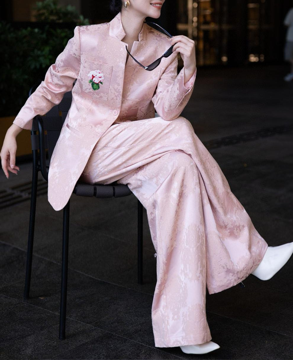 brocade tailored pantsuit with floral patch – VERDANA