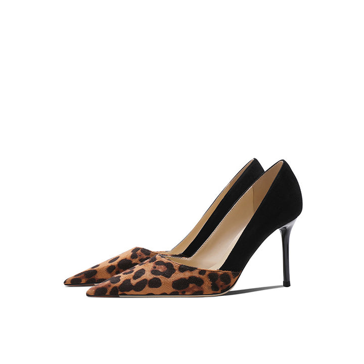 حذاء بكعب مدبب بطبعة جلد النمر وجلد سويدي أسود متباين - سولادو