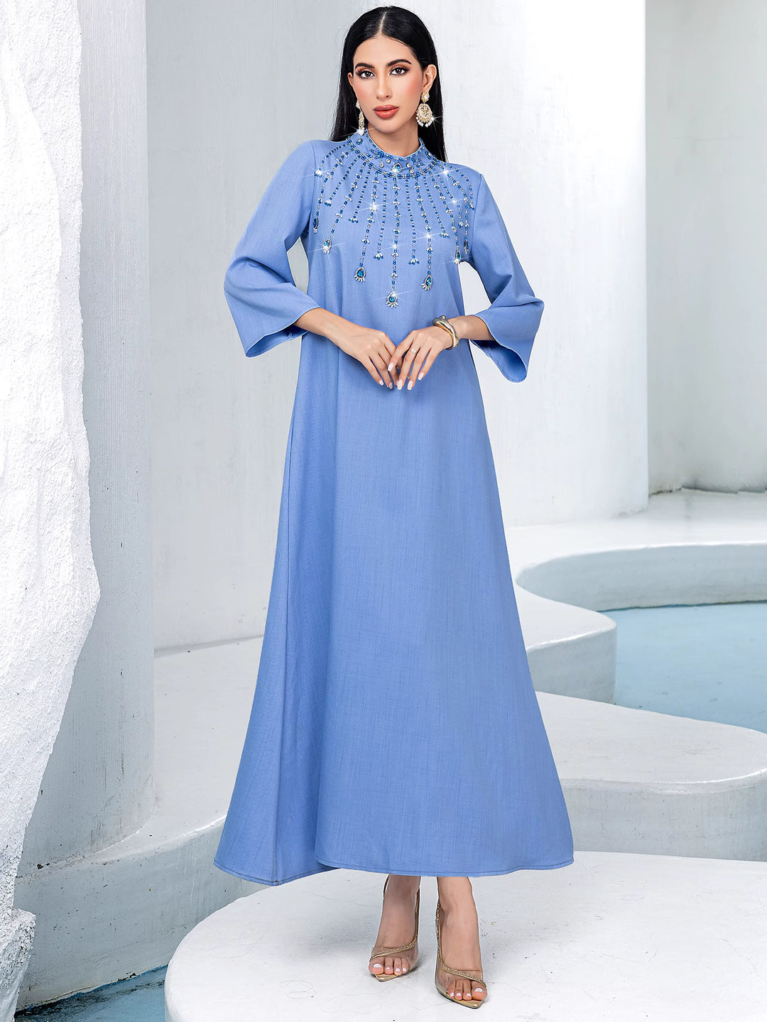 costume évasé sur mesure avec manches bouffantes en satin – VALENCIA 