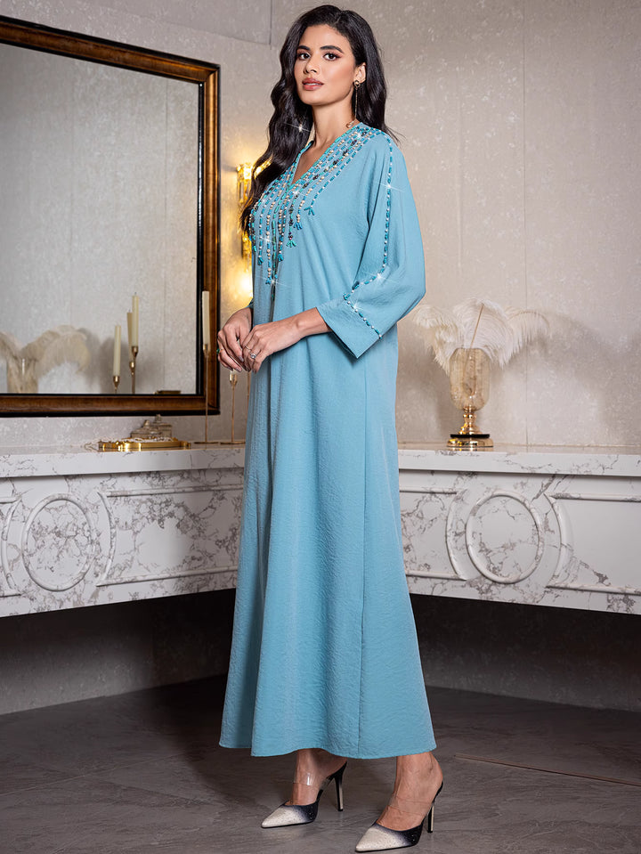 فستان عمودي مستقيم مع فتحة رقبة مزينة بالخرز - يتمتع
