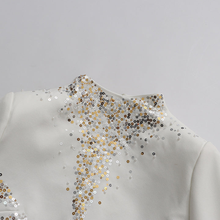 طقم مكون من بلوزة قصيرة مزينة بياقة عالية وتنورة بتصميم حورية البحر - أولوندا