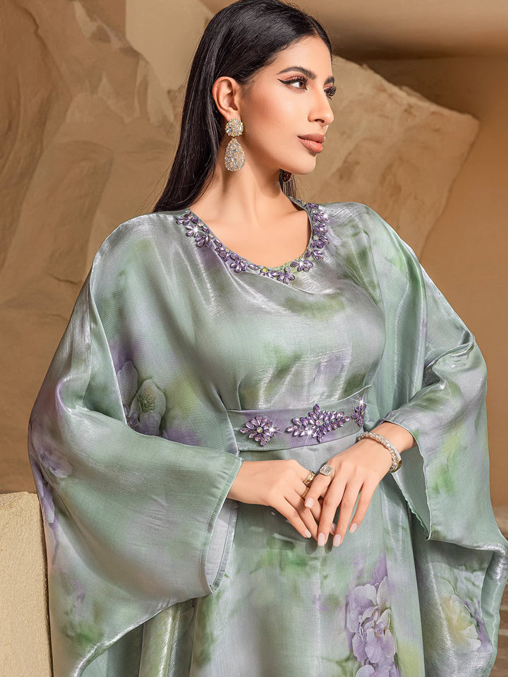 costume évasé sur mesure avec manches bouffantes en satin – VALENCIA 