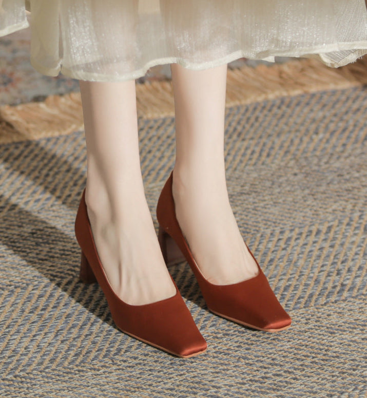 褶皱喇叭袖上衣和高腰裙套装，配腰带 – Rosiny 