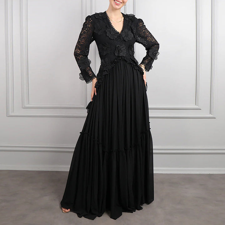 فستان من الدانتيل مع تنورة مطوية متعددة الطبقات – مونالار