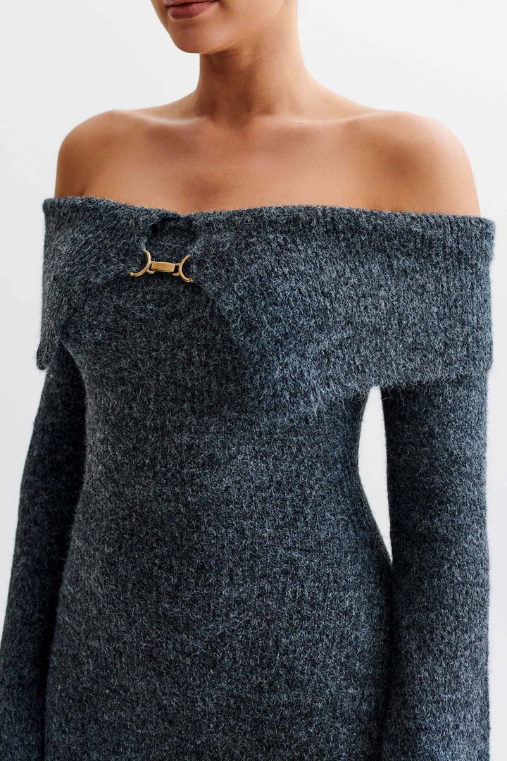 off-shoulder knit bodycon dress with front clasp – MAELLE