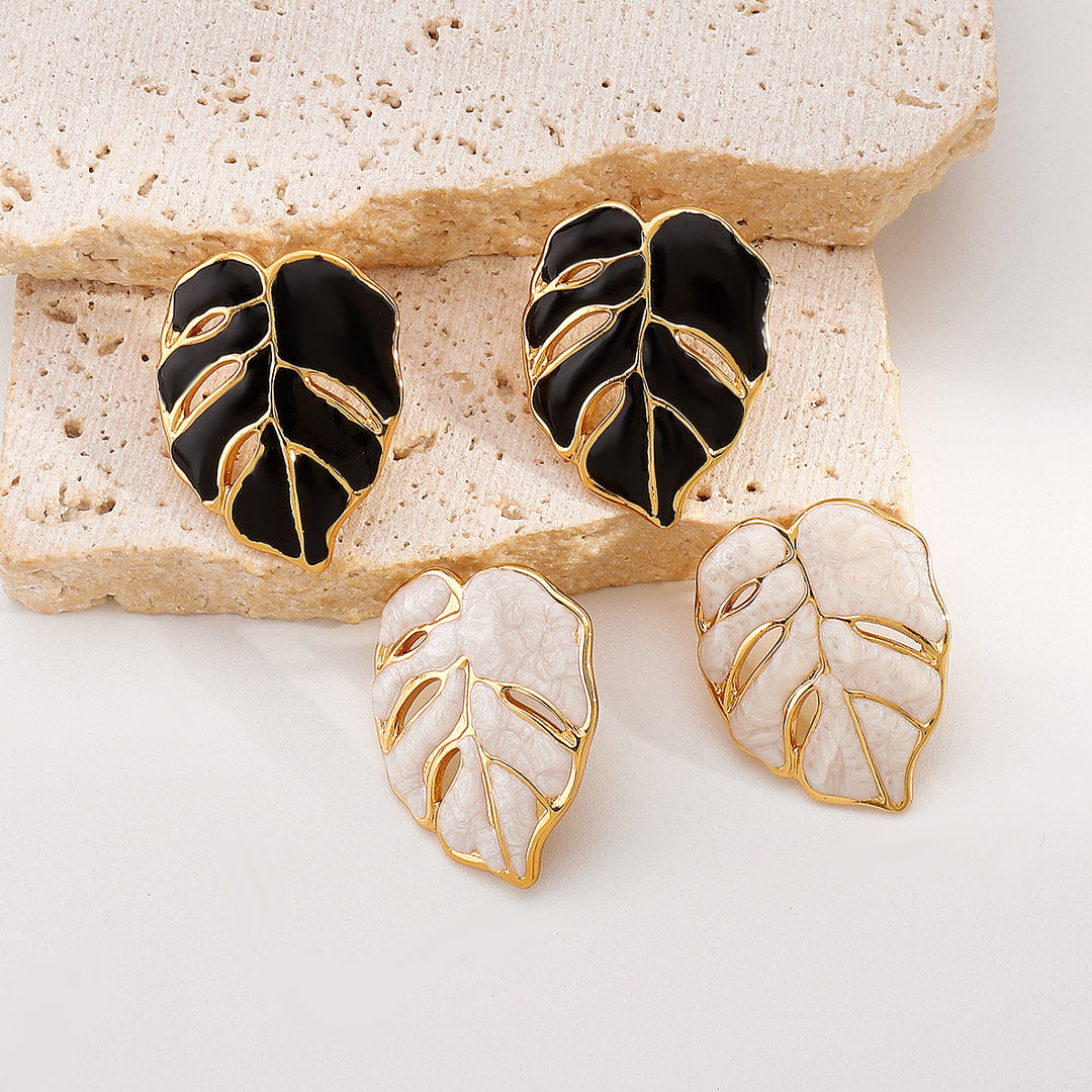 enamel leaf stud earrings – AUREA