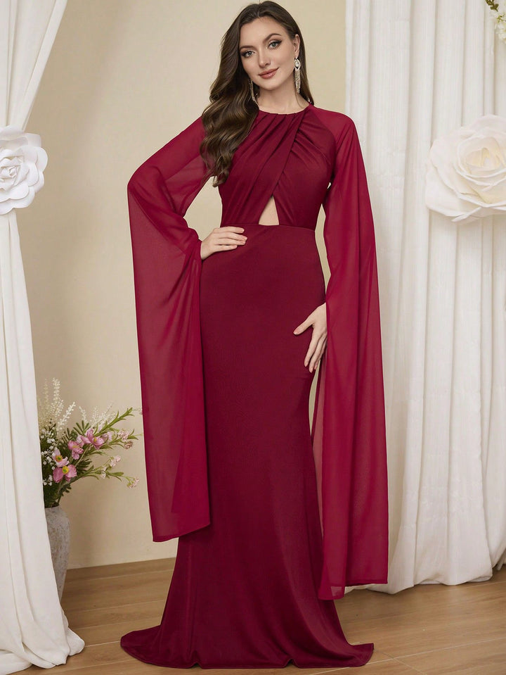 فستان بأكمام مع تفاصيل ملتوية أمامية – مايرا