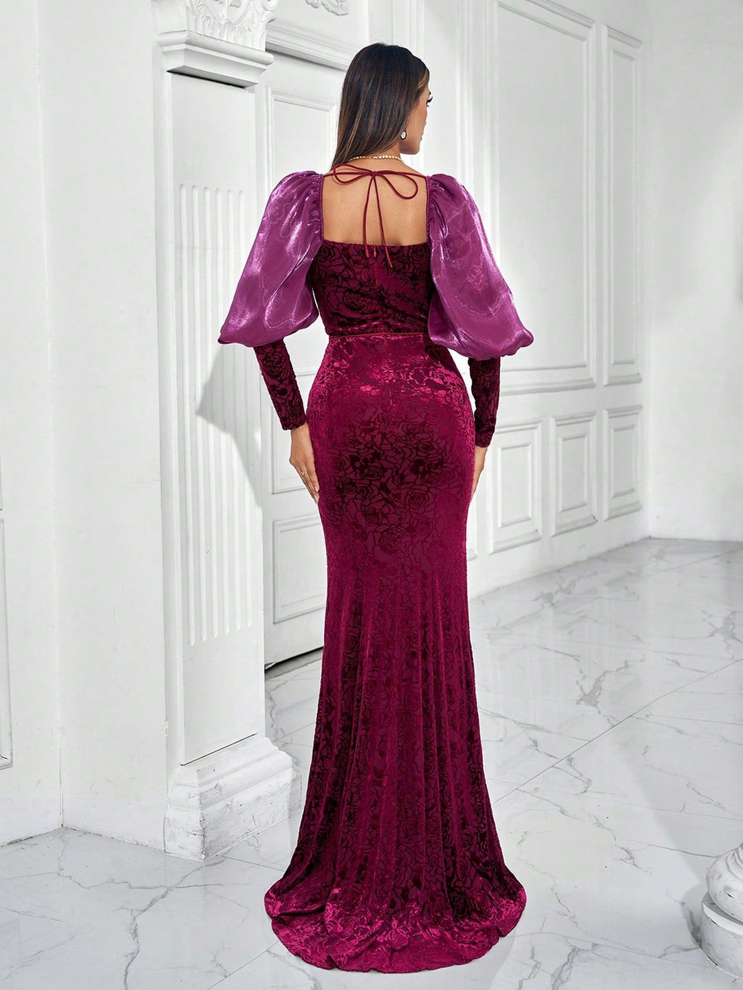 Plissiertes Oberteil mit ausgestellten Ärmeln und Maxirock-Set mit Taillengürtel – Rosiny 