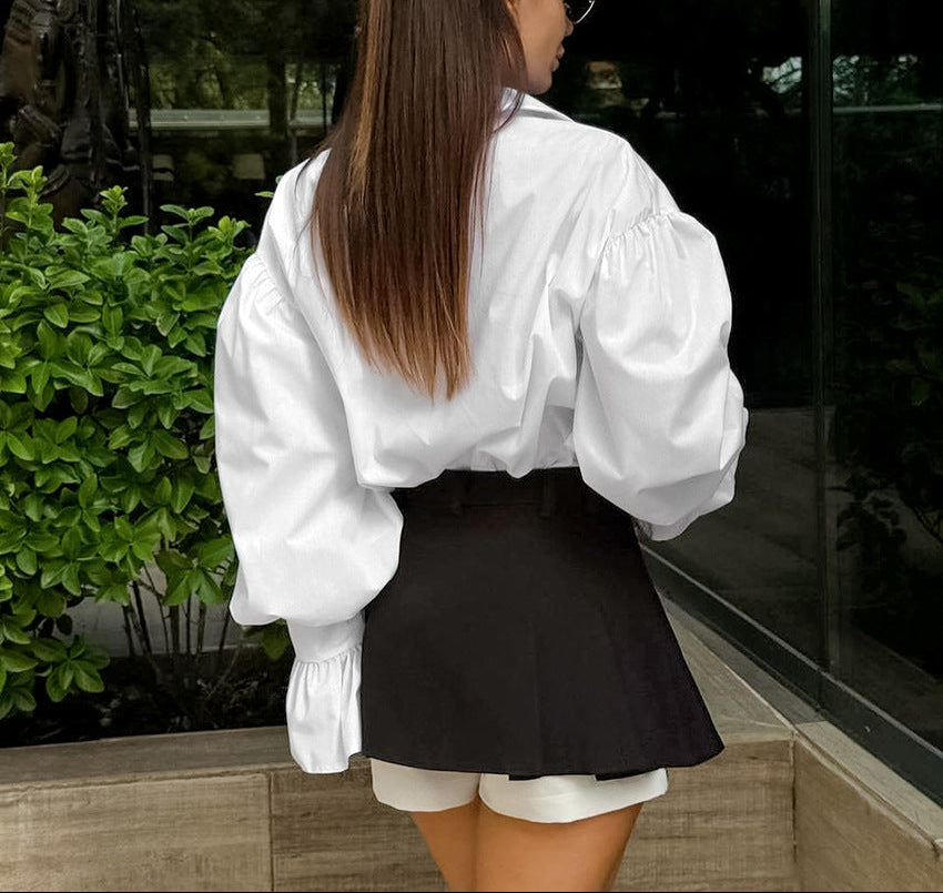 بدلة مصممة خصيصًا بأزرار ذهبية – مارون