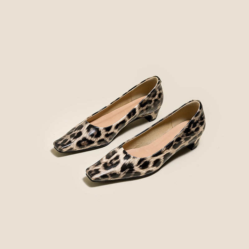 Plissiertes Oberteil mit ausgestellten Ärmeln und Maxirock-Set mit Taillengürtel – Rosiny 