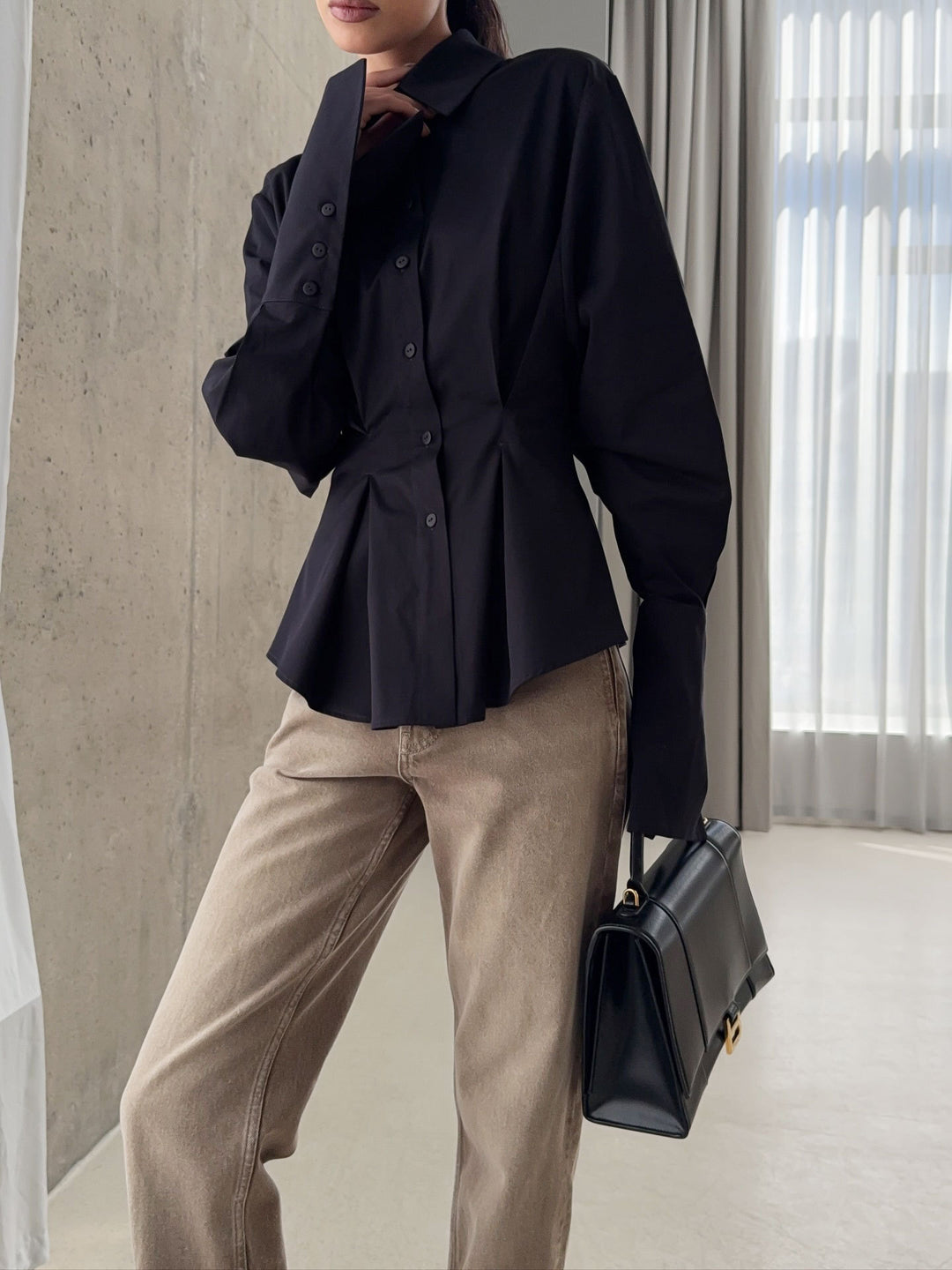 Tailored Long-Sleeve Button-Up Shirt – ELYSE