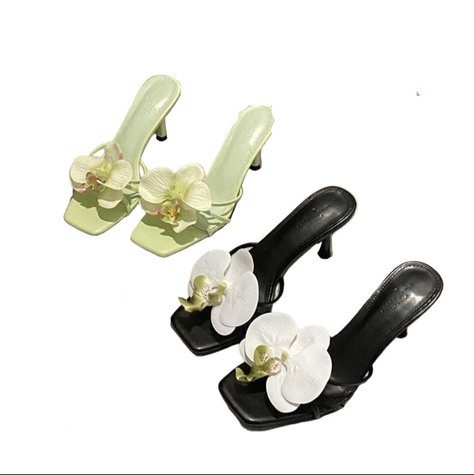 heeled sandals with oversized orchid flower – BLOOMANZA