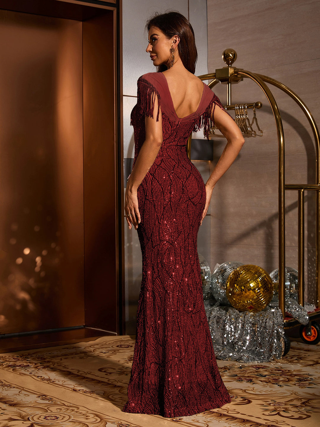 Plissiertes Oberteil mit ausgestellten Ärmeln und Maxirock-Set mit Taillengürtel – Rosiny 