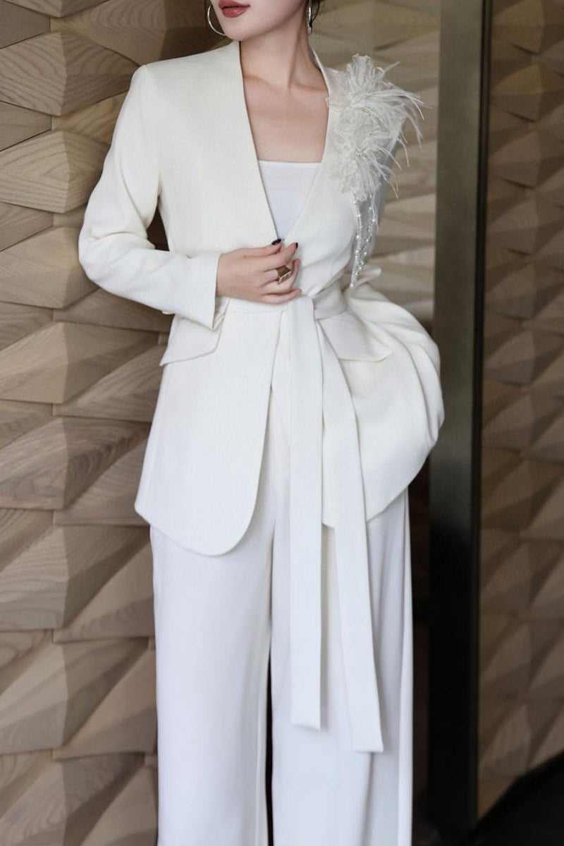 tailored wide-leg suit with floral shoulder accent – LIMEA