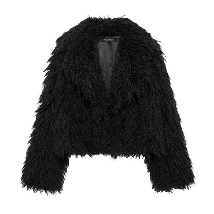 Short faux fur jacket with wide collar – SNOW