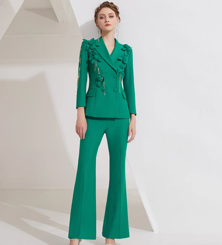 tailored flare suit with floral appliqué and gold chain – EMERLAH