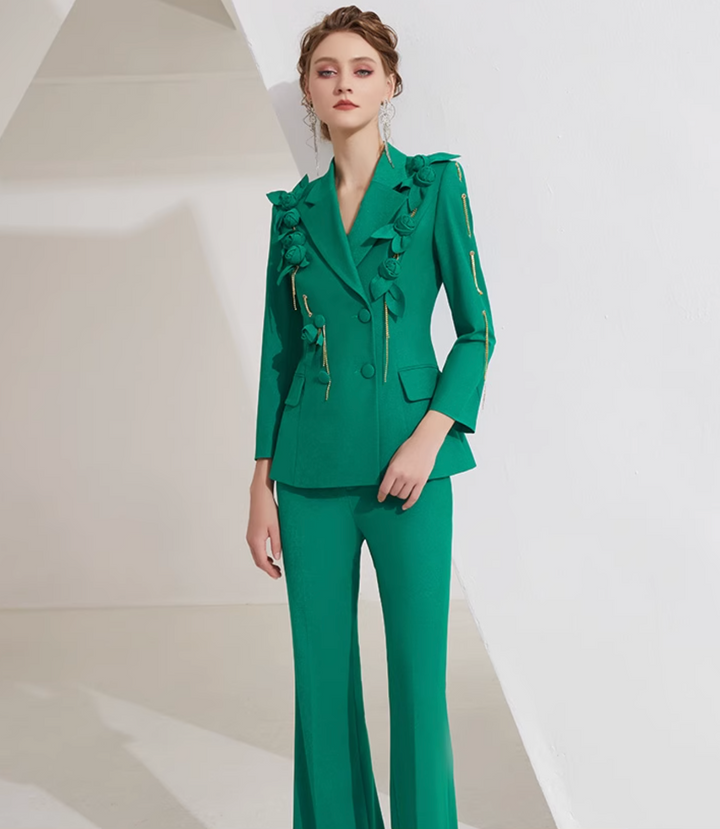 tailored flare suit with floral appliqué and gold chain – EMERLAH