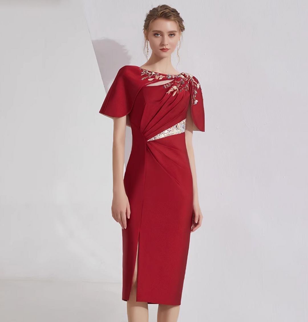 فستان غمد بأكمام على شكل رأس مع تطريز زهور بالترتر – كريمنا