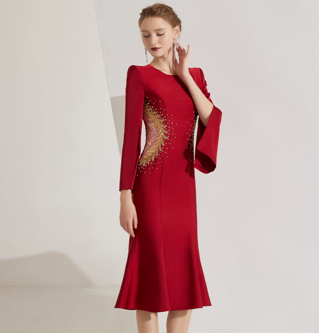 cape-sleeve trumpet dress with sequin sunburst – SCETRAY