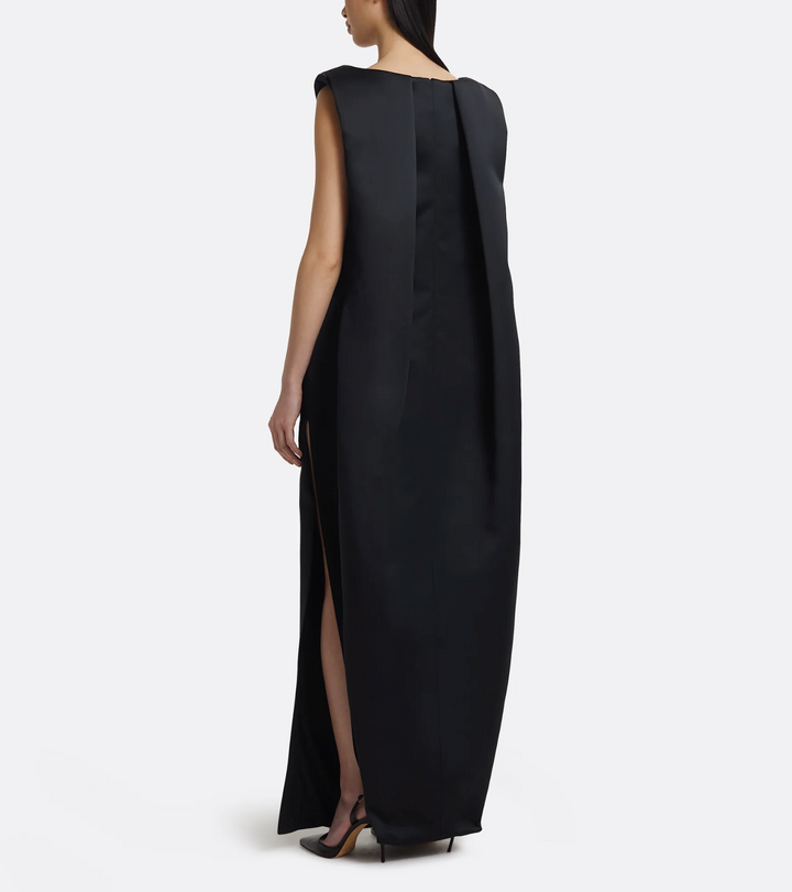 sleeveless column gown with structured shoulders – VALENTINA