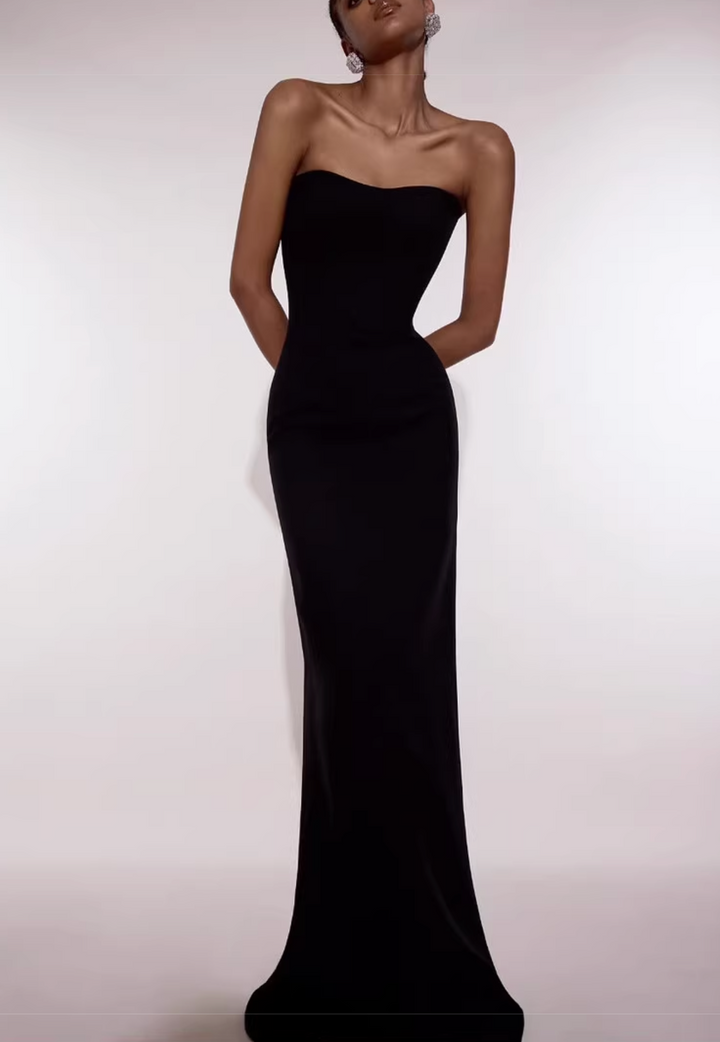 strapless column gown with sweetheart neckline – NOCTURNE