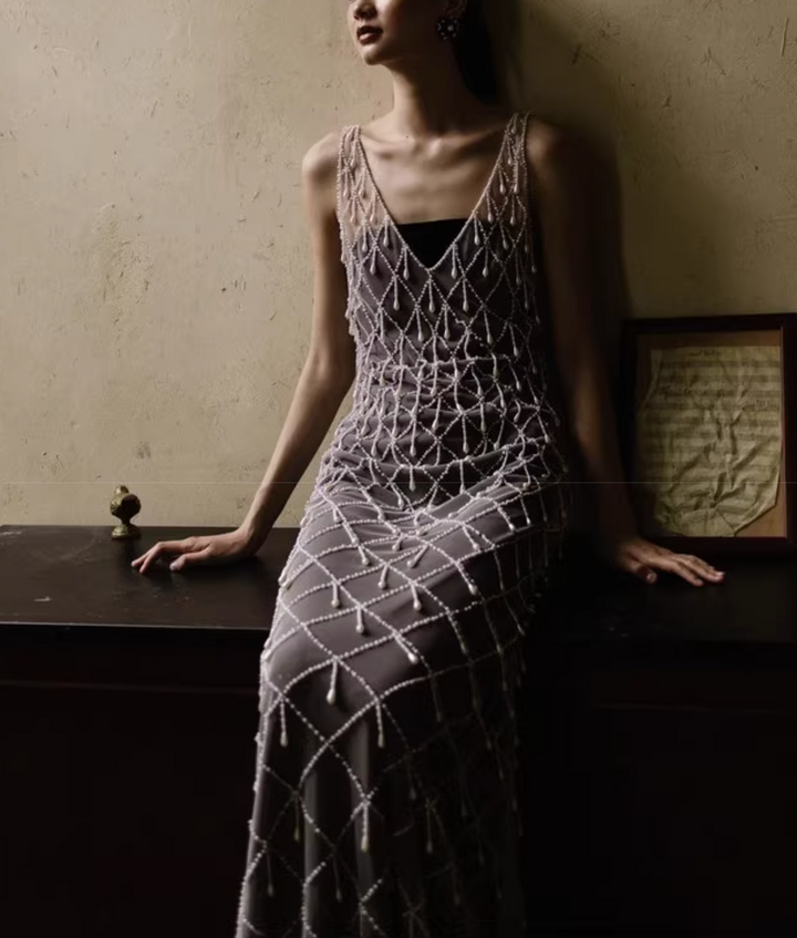 فستان شبكي مطرز بطبقة هندسية – لوسنت