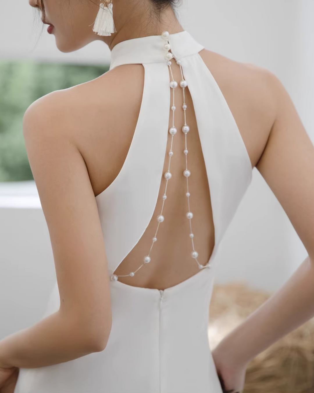 halter neck column gown with high neckline – DIRYAN