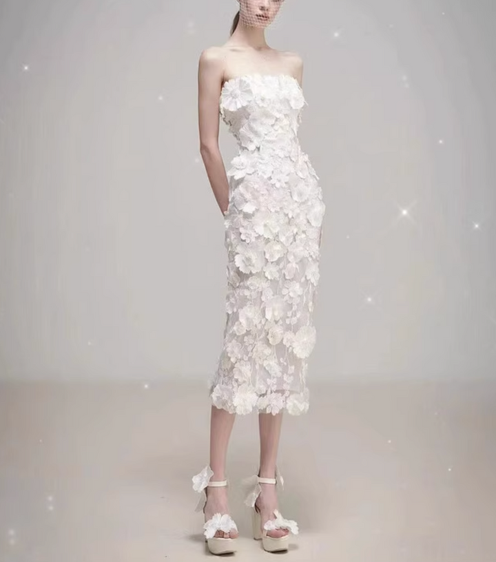 فستان مزين بالزهور مع ذيل شفاف – دارين