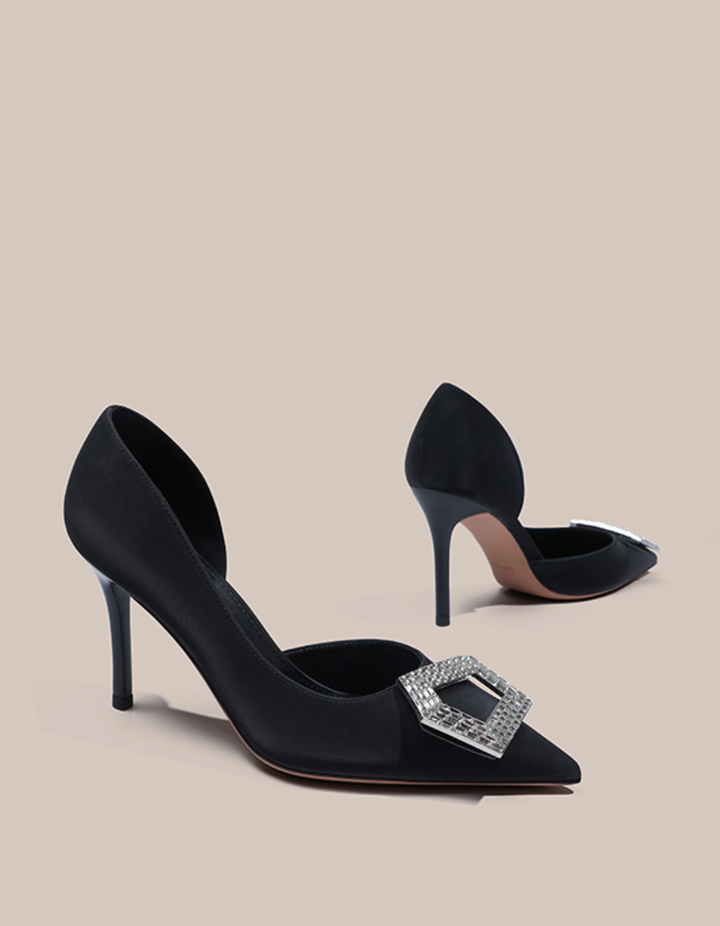 حذاء بكعب عالٍ بنقشة جلد النمر وكعب ستيليتو ذهبي – أريا