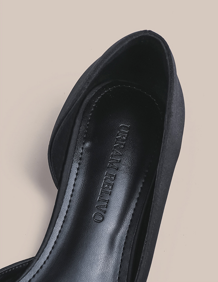 حذاء بكعب عالٍ بنقشة جلد النمر وكعب ستيليتو ذهبي – أريا