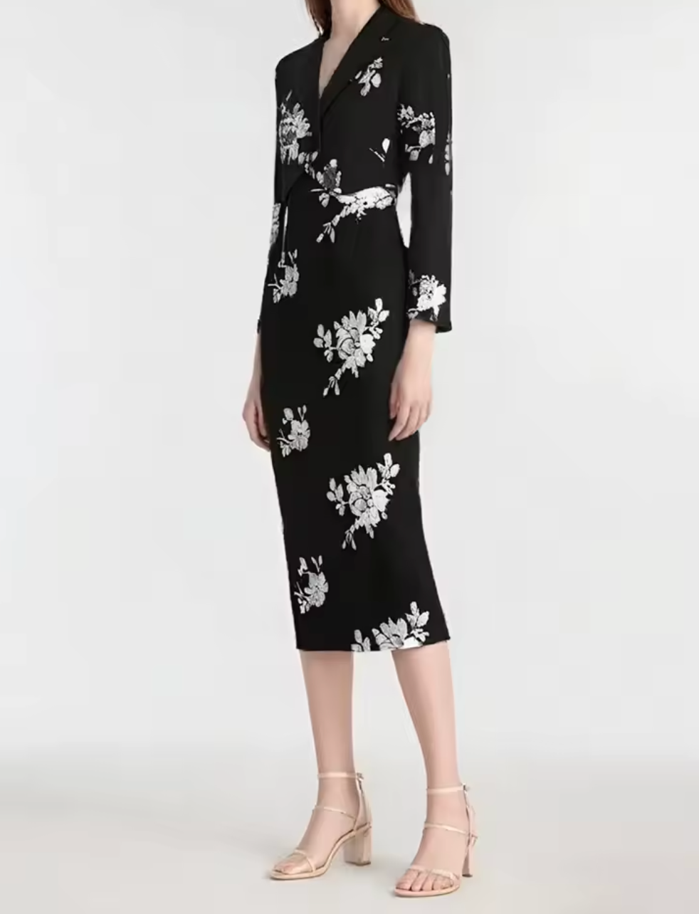 Plissiertes Oberteil mit ausgestellten Ärmeln und Maxirock-Set mit Taillengürtel – Rosiny 