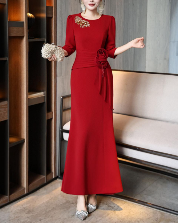 elegant column dress with floral waist appliqué – RUBINA