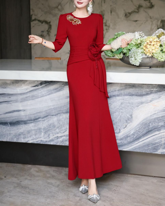 elegant column dress with floral waist appliqué – RUBINA