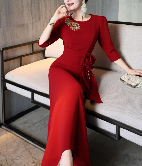 elegant column dress with floral waist appliqué – RUBINA