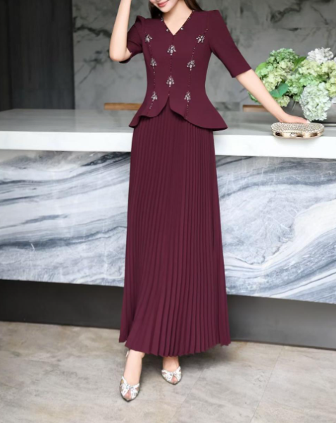 pleated maxi dress with embellished bodice – AUBERGINE