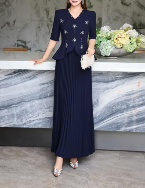 pleated maxi dress with embellished bodice – AUBERGINE