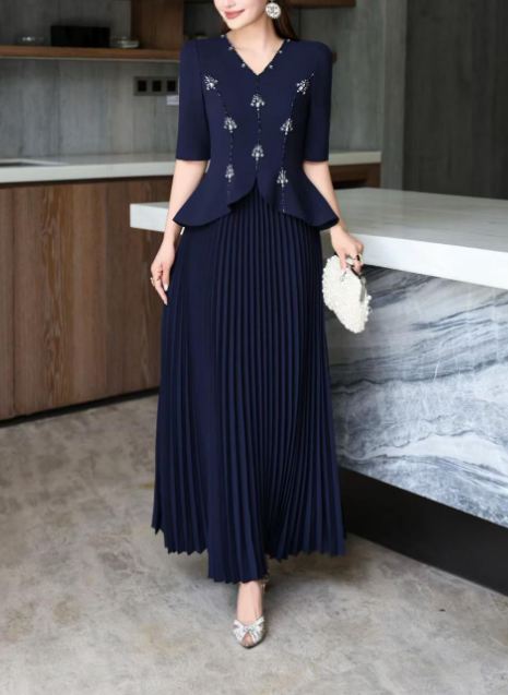 pleated maxi dress with embellished bodice – AUBERGINE