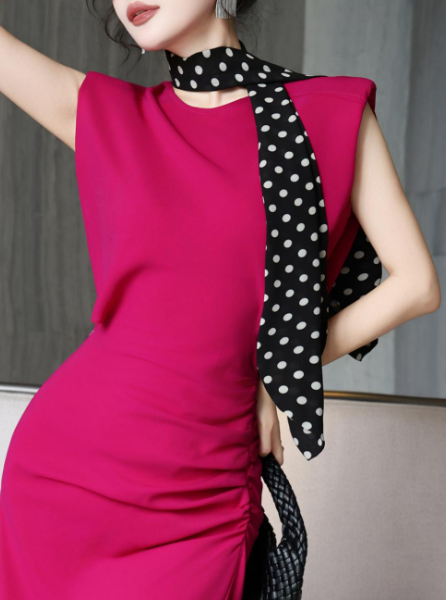 sleek sleeveless dress with side slit – CHIC