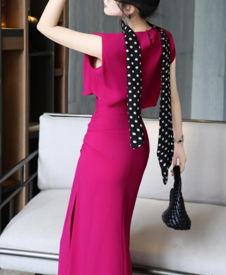 sleek sleeveless dress with side slit – CHIC