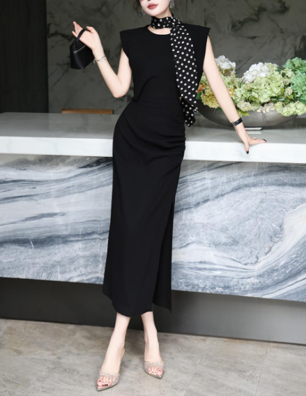 sleek sleeveless dress with side slit – CHIC