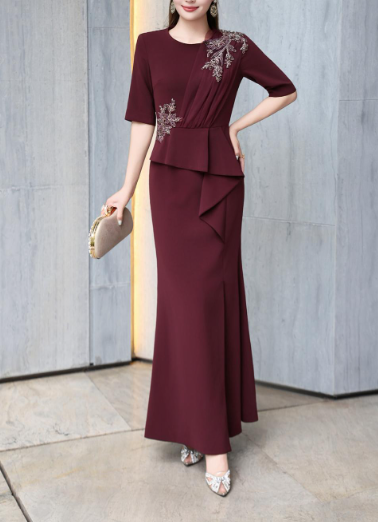 embroidered peplum gown with front slit – MERLOT