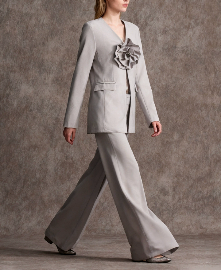 tailored pink blazer with floral accent – ROSÉLLE